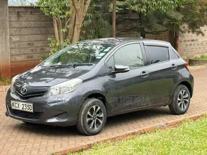 Toyota Vitz 2012 Black