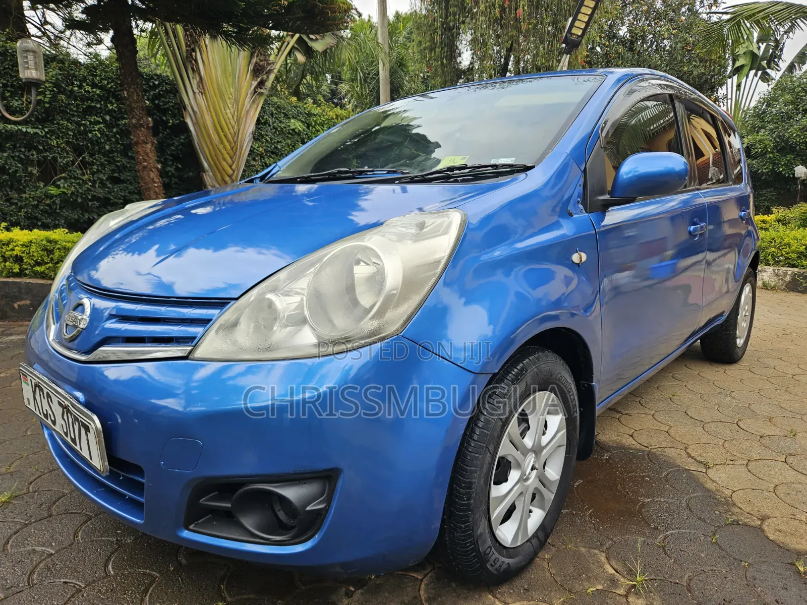 Nissan Note 2011 Blue