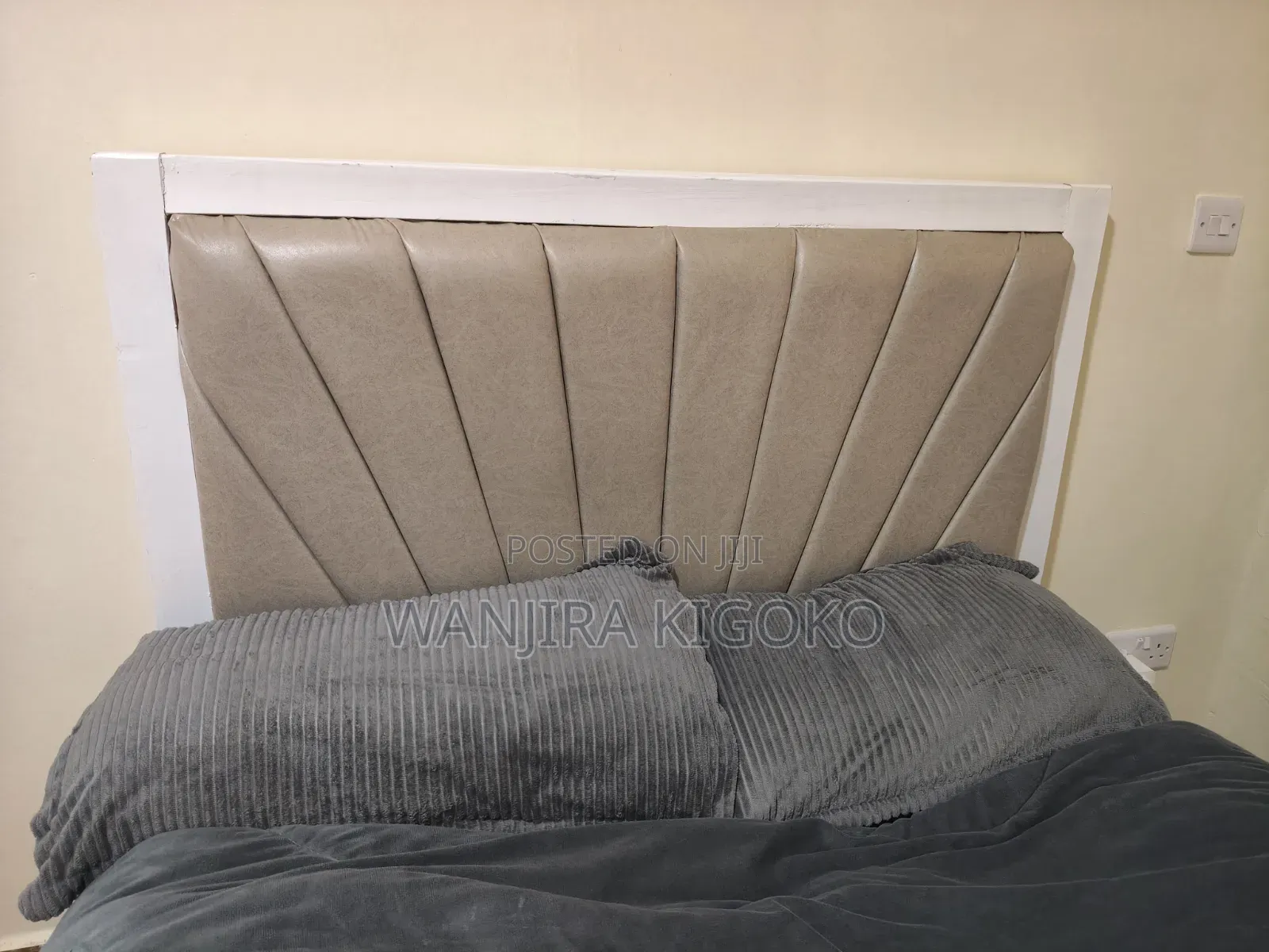 4 by 6 Mocket Bed
