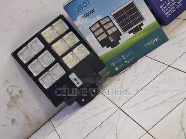 1000watts Solar Streetlight Ip67 - thumbnail 2
