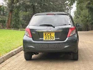 Toyota Vitz 2012 Gray