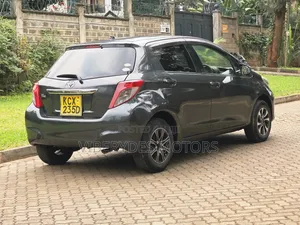 Toyota Vitz 2012 Gray