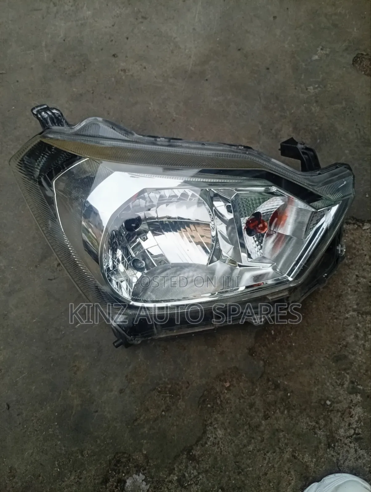 Daihastu Mira 2020 Model Non Xenon Headlight Available