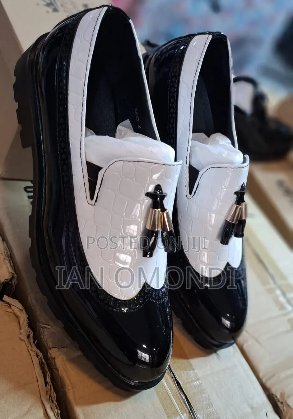 Official Shoe