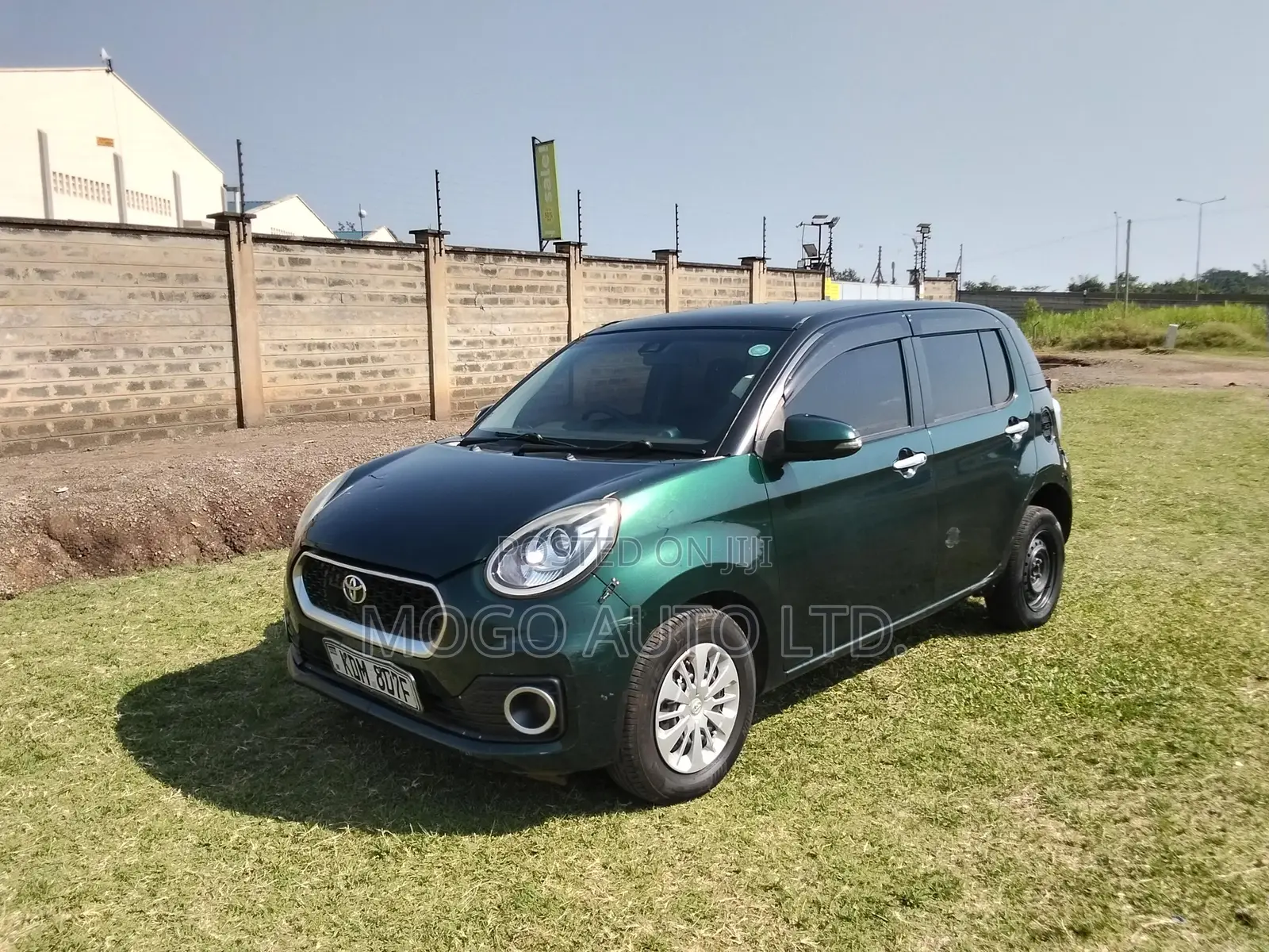 Toyota Passo 2016 Green