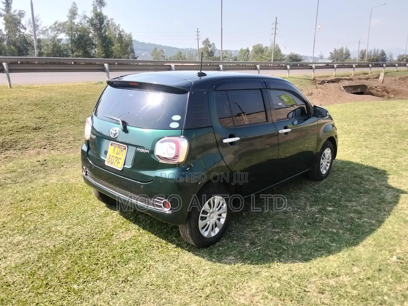 Toyota Passo 2016 Green