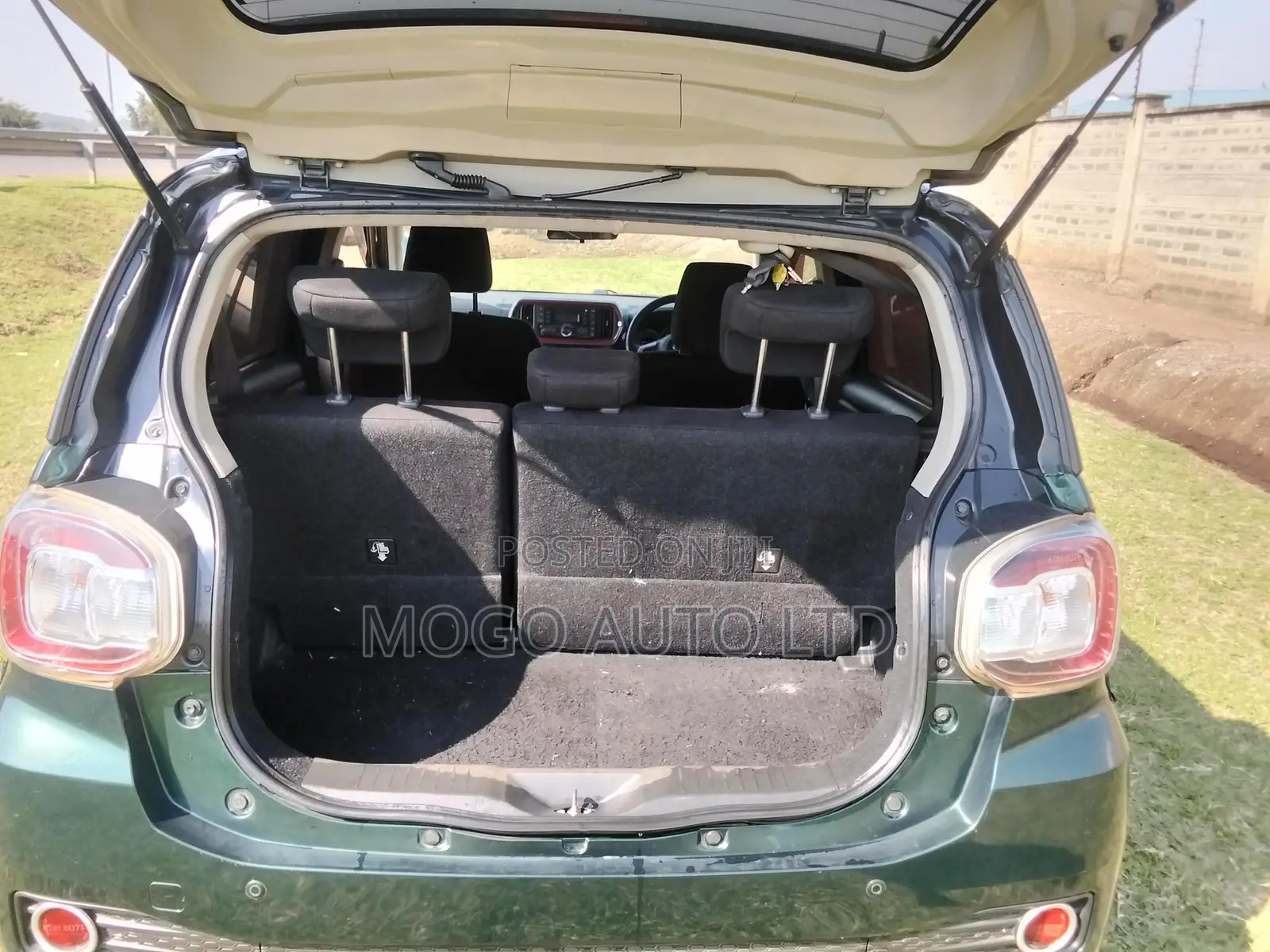 Toyota Passo 2016 Green