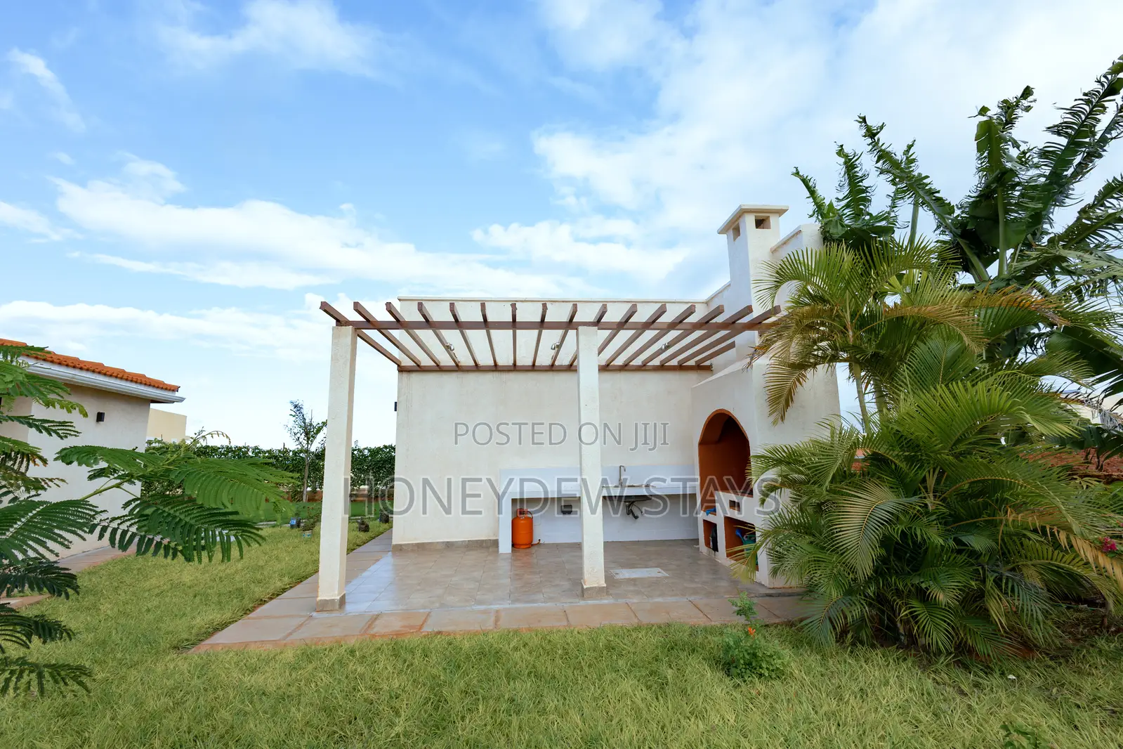 4bdrm Maisonette in Pazuri, Vipingo, Town Centre for sale