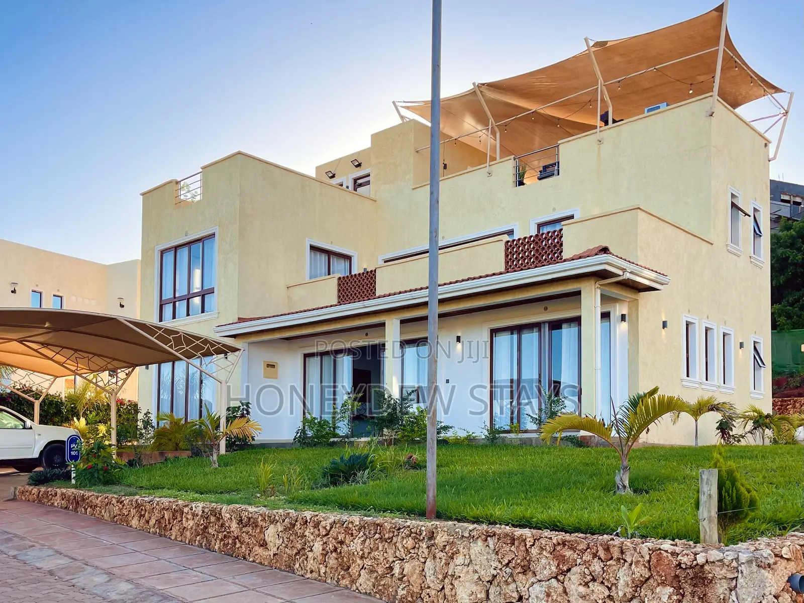 4bdrm Maisonette in Pazuri, Vipingo, Town Centre for sale