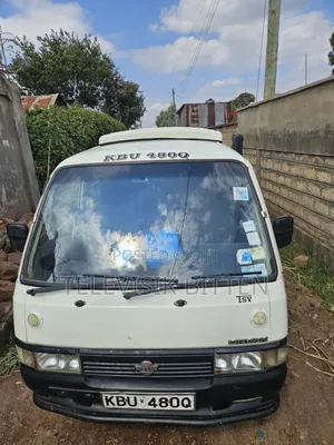 Nissan Caravan (Urvan) 2013 White