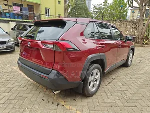Toyota RAV4 2019 Red