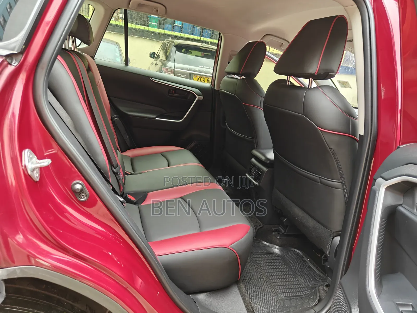 Toyota RAV4 2019 Red