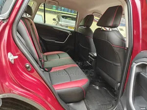 Toyota RAV4 2019 Red