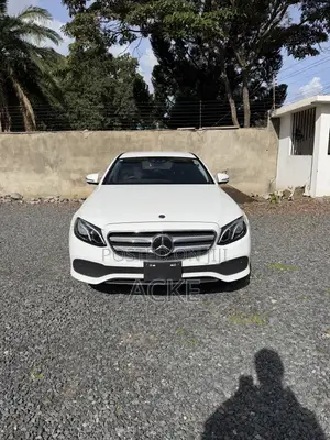 Mercedes-Benz E200 2019 White