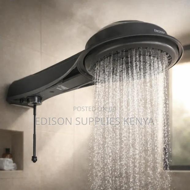 Black Fame Elegance Instant Shower Water Heater Rainshower Head Shower