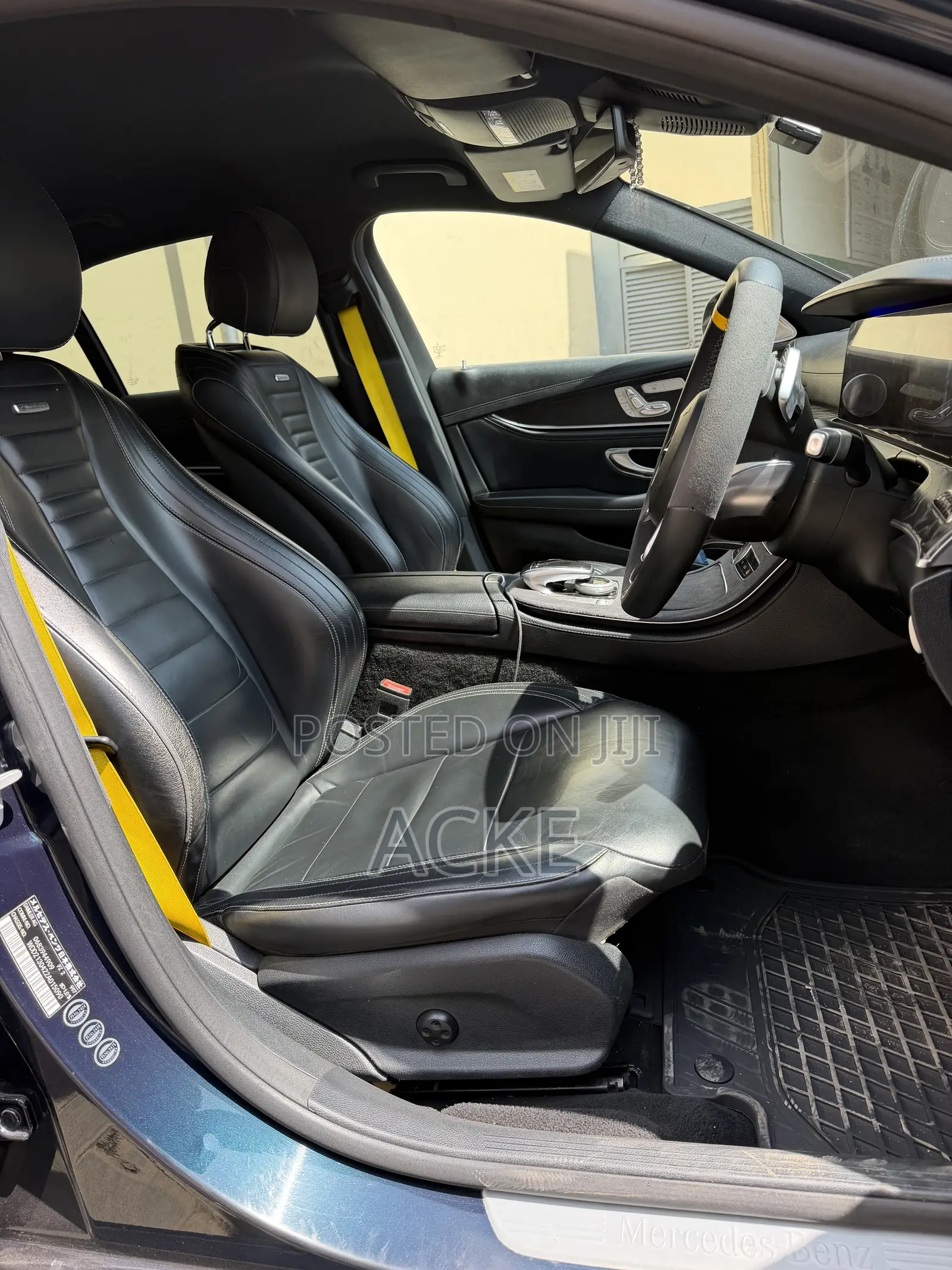 Mercedes-Benz E200 2019 Blue