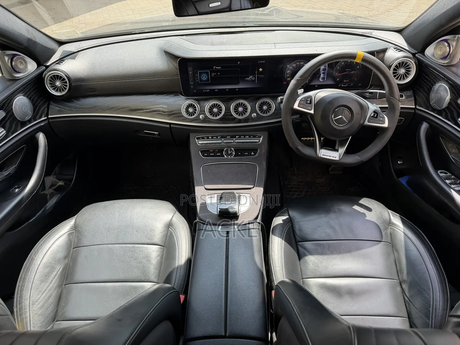 Mercedes-Benz E200 2019 Blue