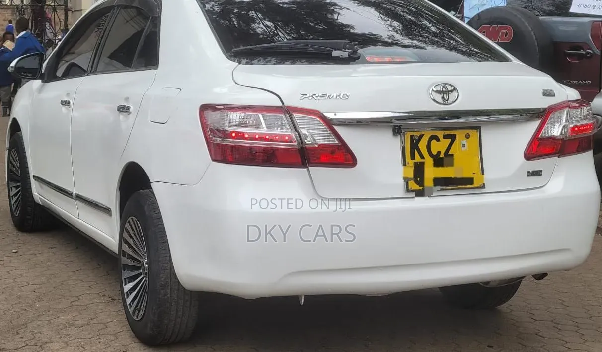 Toyota Premio 2013 White