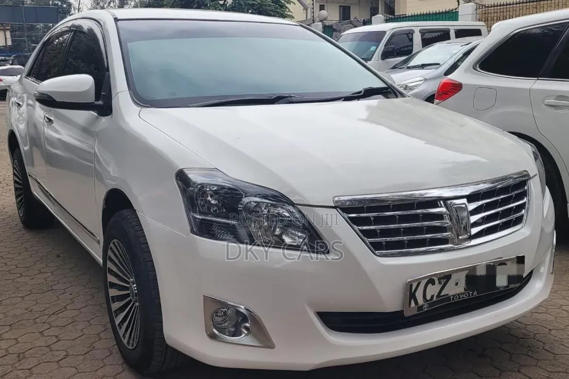 Toyota Premio 2013 White