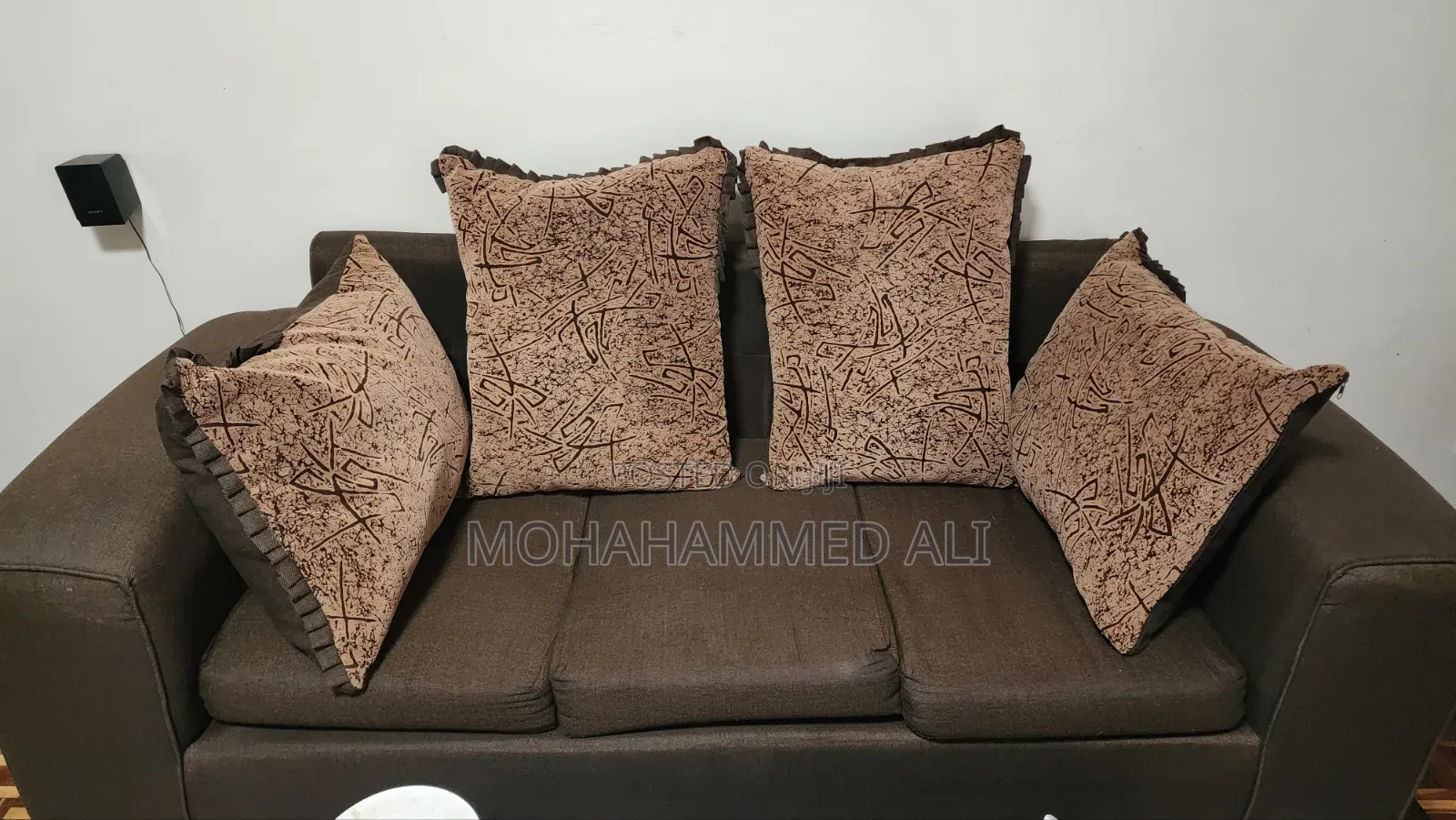 5 Seater Used Sofa Set for Sell in Good Condition 