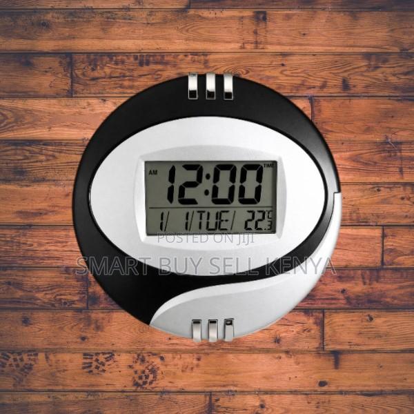 Desk- Friendly Kadio Table Wall Mount Digital Clock