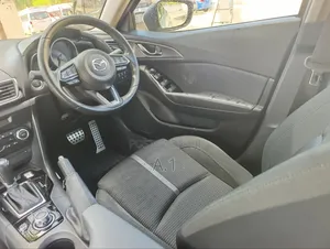 Mazda Axela 2019 Silver