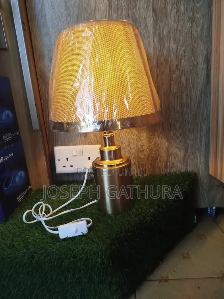 Bed Lamp /Desk Lamp