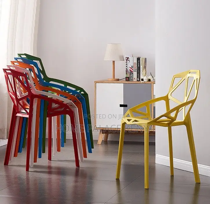 Plastic Chair: Creative Hollow Geometric Back Dining Chair