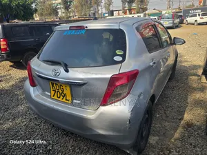 Toyota Crown 2014 Silver