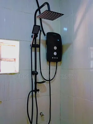 Black Lirlee Tankless Instant Water Heater With Pump Salty/Fresh