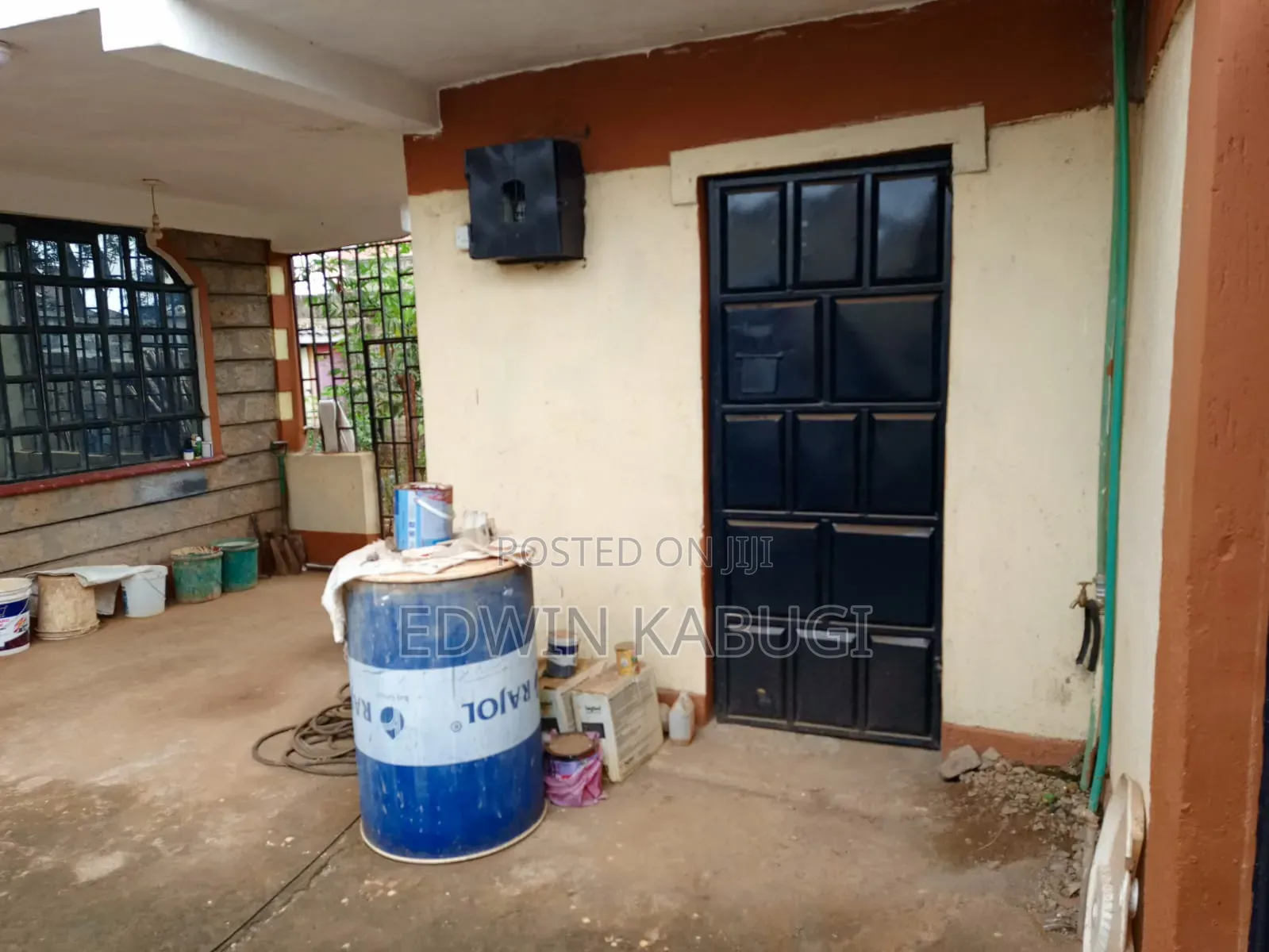 3bdrm Mansion in Riverside Estate, Kenyatta Road / Theta for sale