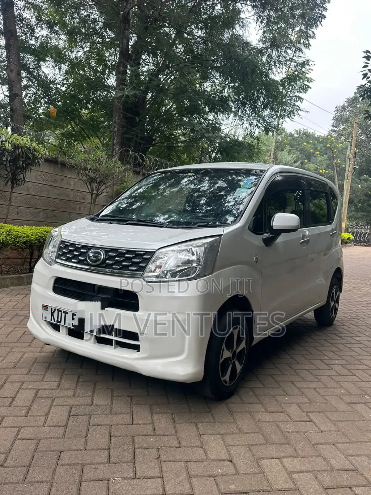 Daihatsu Move 2017 White