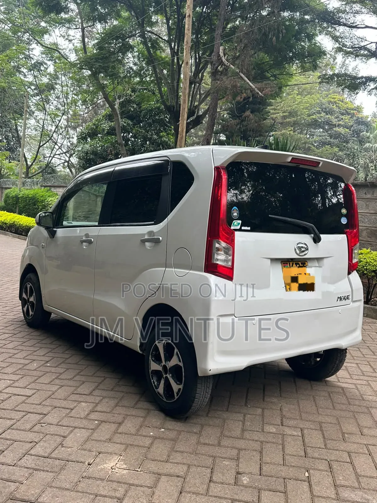 Daihatsu Move 2017 White