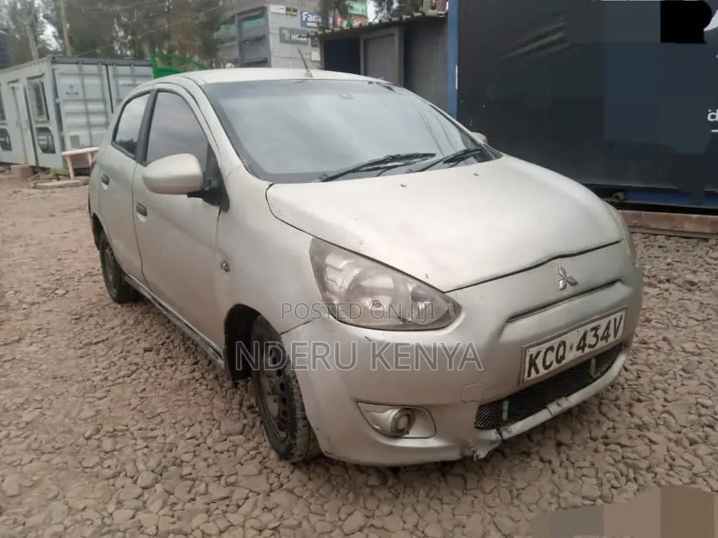 Mitsubishi Mirage 2012 Silver