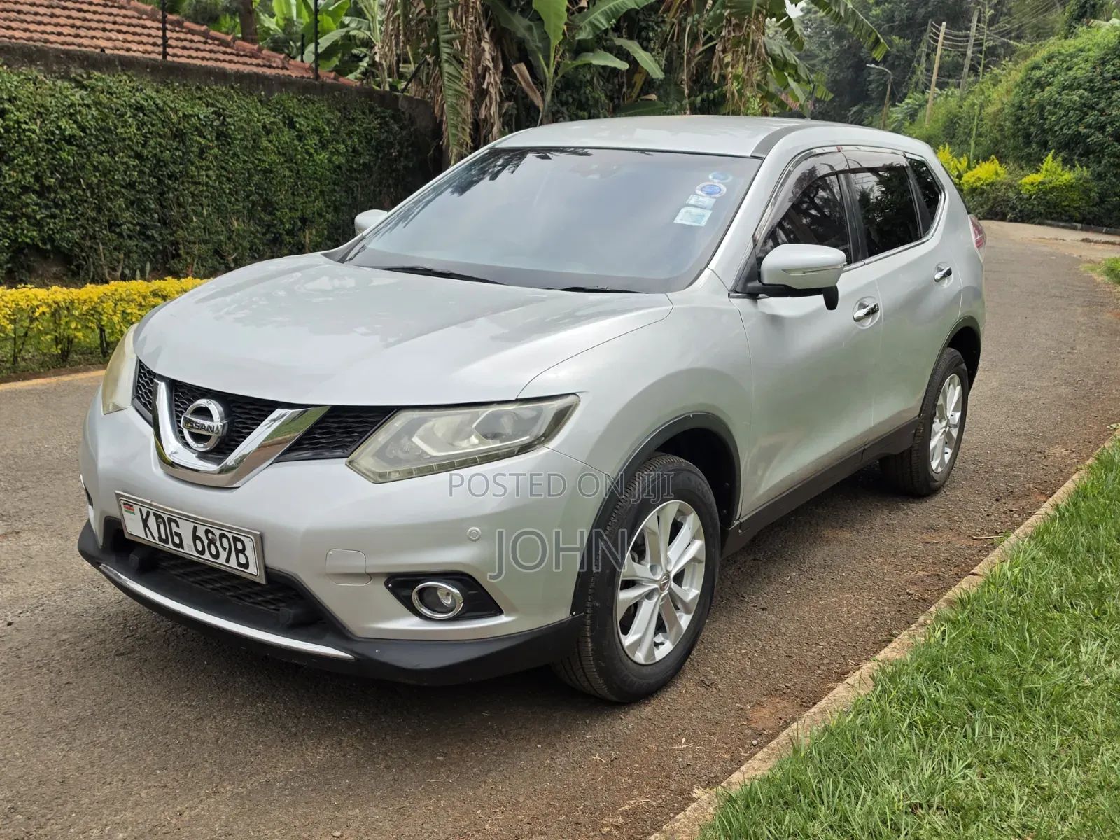 Nissan X-Trail 2.0 Petrol AWD 2014 Silver