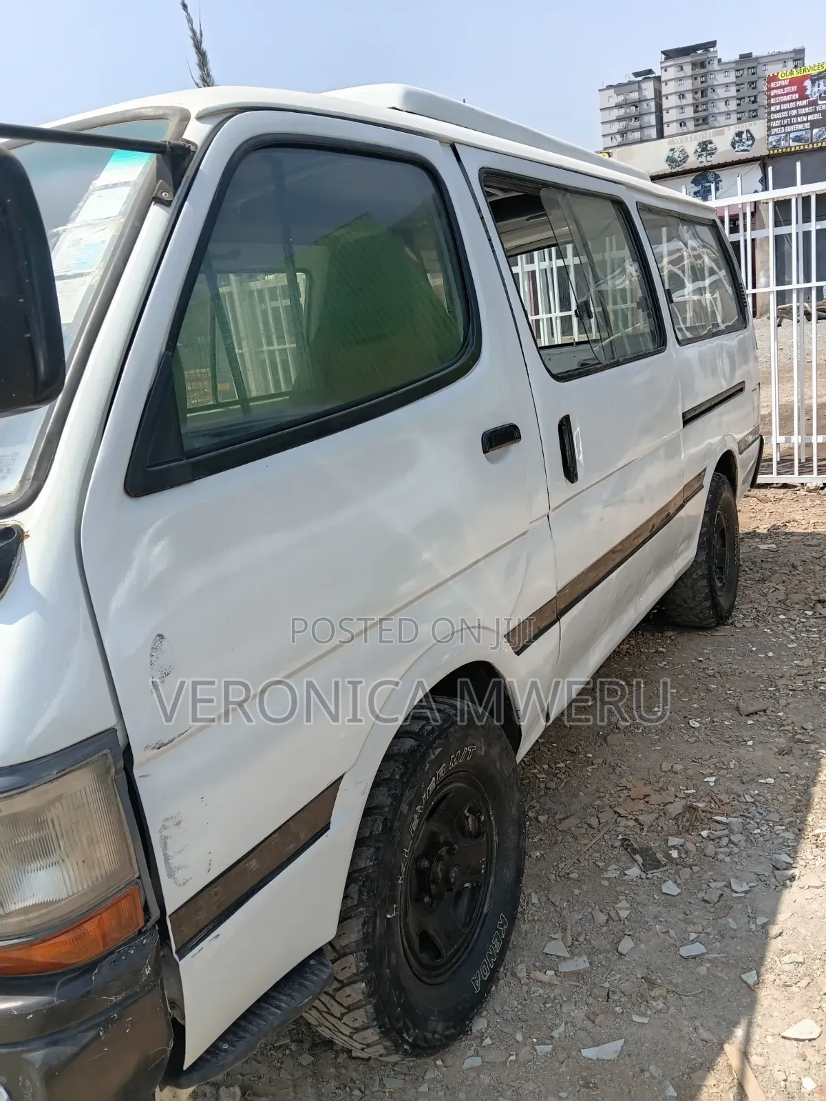 Toyota HiAce 2004 White