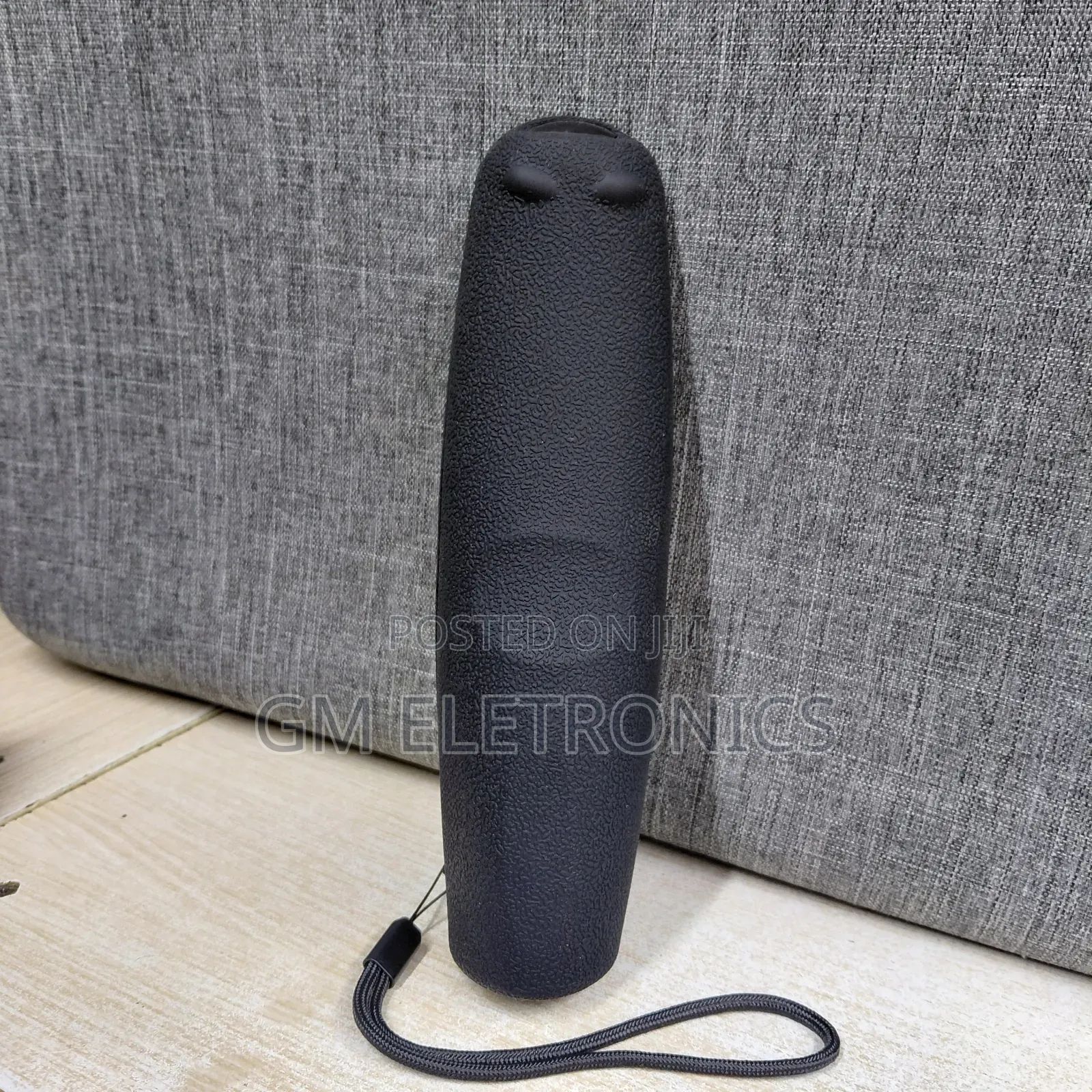 Vitron/ Von Smart Tv Remote Control With Case Batteries