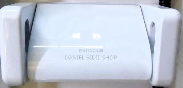 Plastic Tissue Holder - thumbnail 2