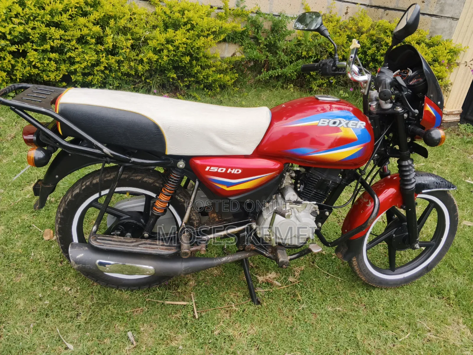 Bajaj Boxer 150 UG 2024 Red