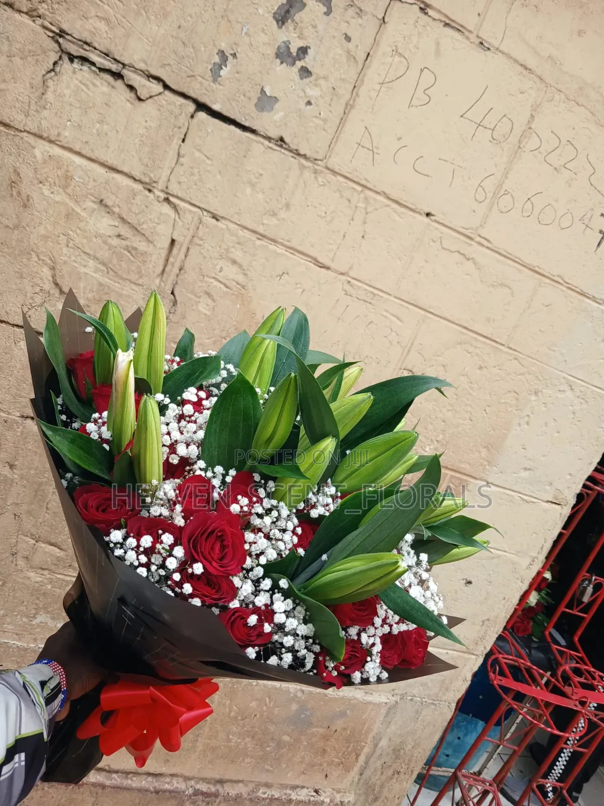 Lillie's and Roses Luxury Bouquet