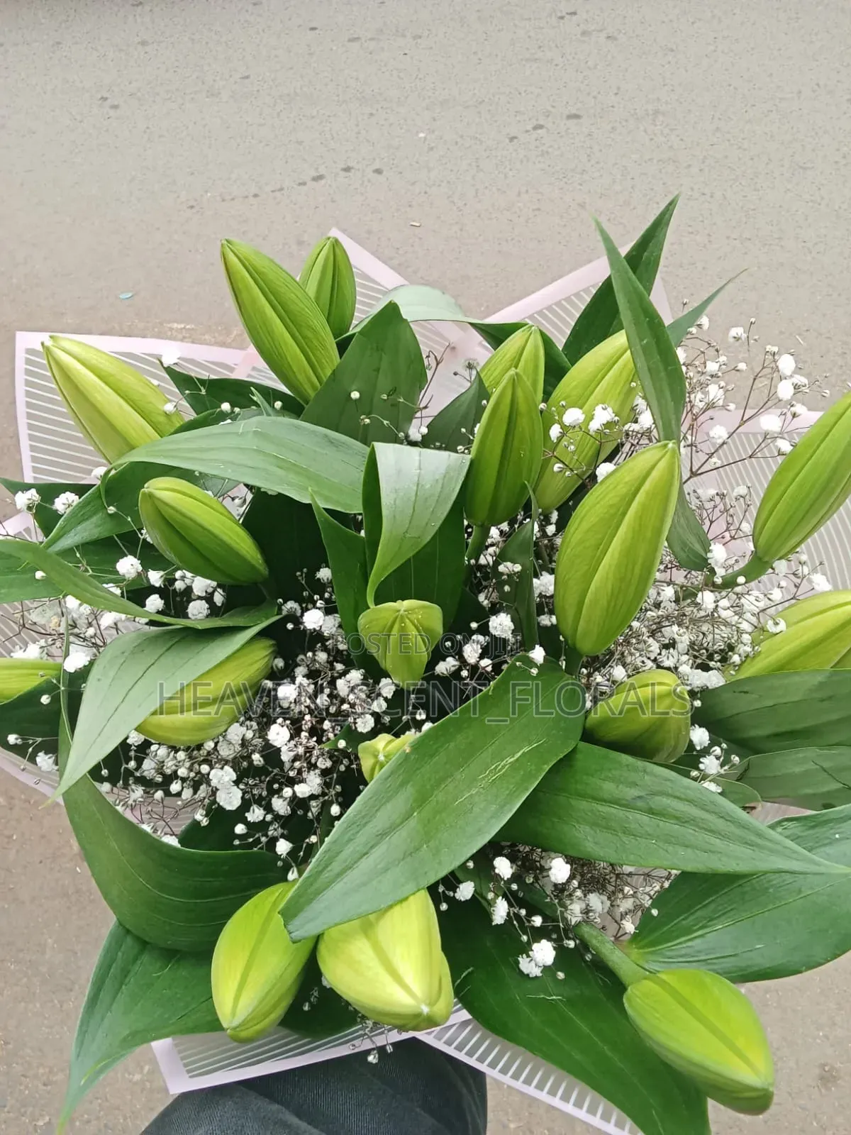 Lillie's and Roses Luxury Bouquet