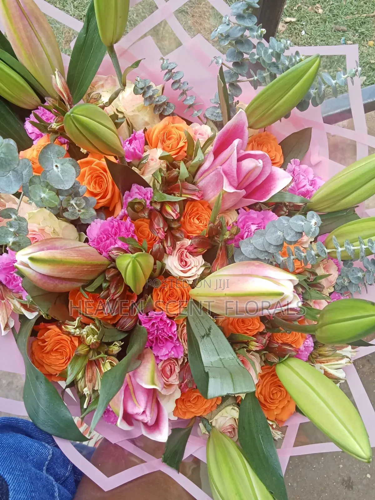 Lillie's and Roses Luxury Bouquet