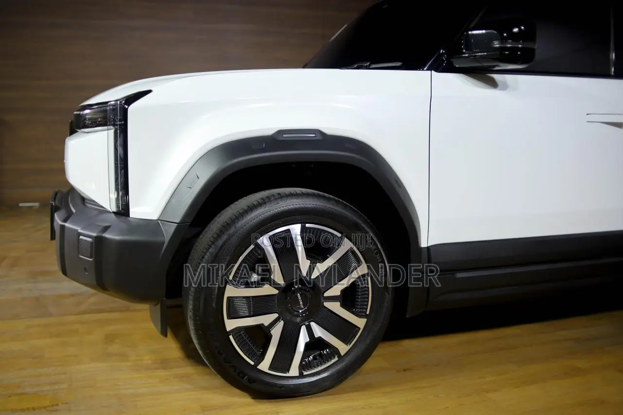 Jaecoo J6 EV AWD 2025 White
