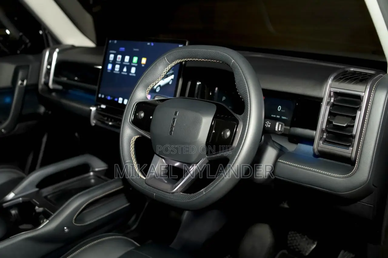 Jaecoo J6 EV AWD 2025 White