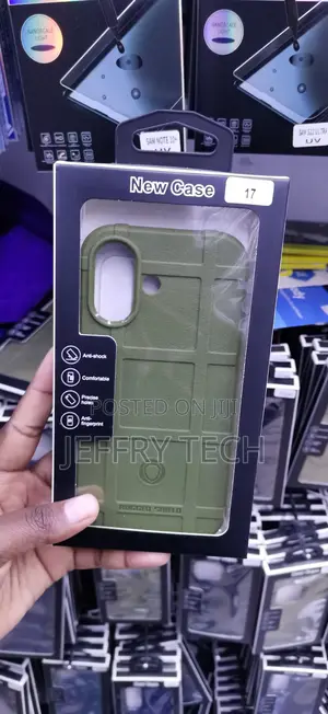 Samsung Galaxy Xcover 6 Pro - Pill-Shaped Vertical Cutout