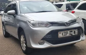 Toyota Corolla Fielder 2016 Silver