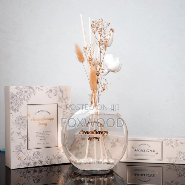 Premium Reed Diffuser (L-9)
 Capacity: 500ml - thumbnail 4