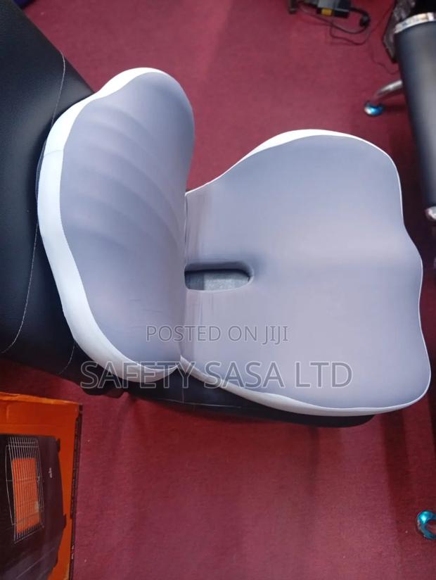 Intergreted L- Seat Cushion - thumbnail 2