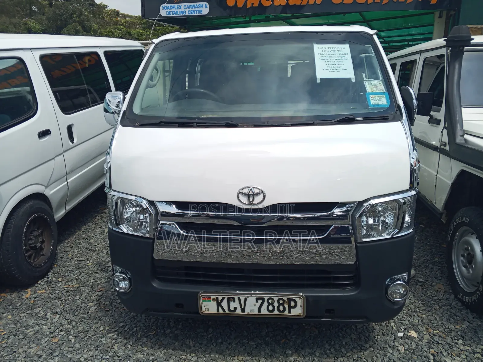Toyota HiAce 2013 White