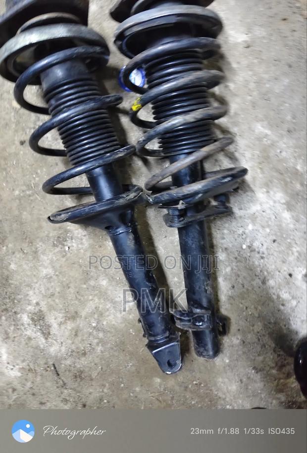 Subaru Leon Front Shock